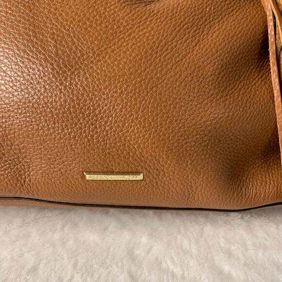 Rebecca Minkoff Isobell Women's Hobo Shoulder Handbag - Picture 2 of 8